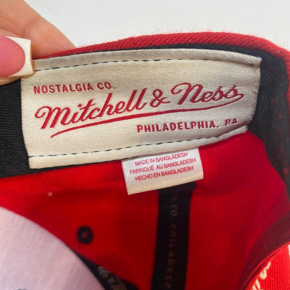 Chicago Blackhawks Hat Red Camo‎ Bill Snapback NHL Hockey Baseball Cap - Picture 13 of 15